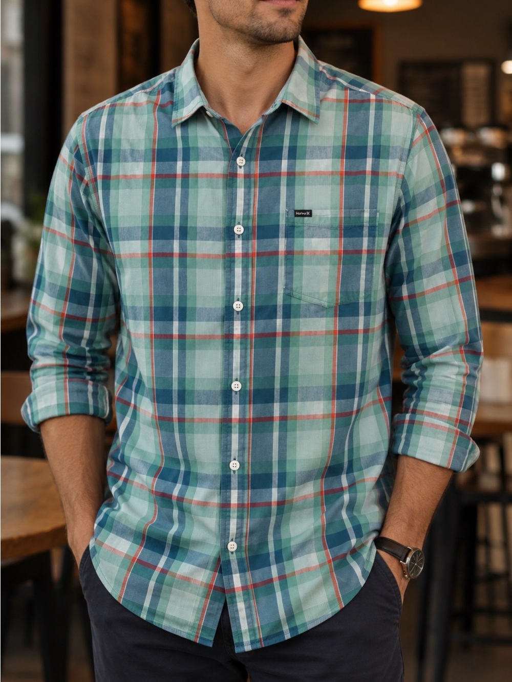 Hurley Plaid Button‑Up Shirt – Men’s Large